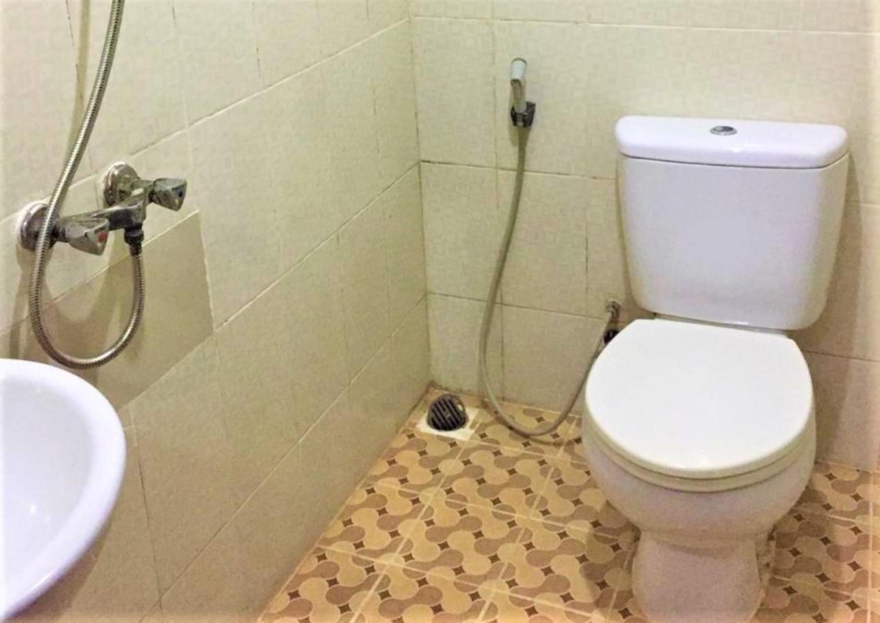 ホテル アロマ イン ポンティアナク ポンティアナック エクステリア 写真